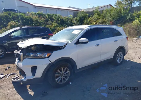 2019 Kia Sorento 2.4L Lx из США, поврежденный, VIN 5XYPG4A34KG500878